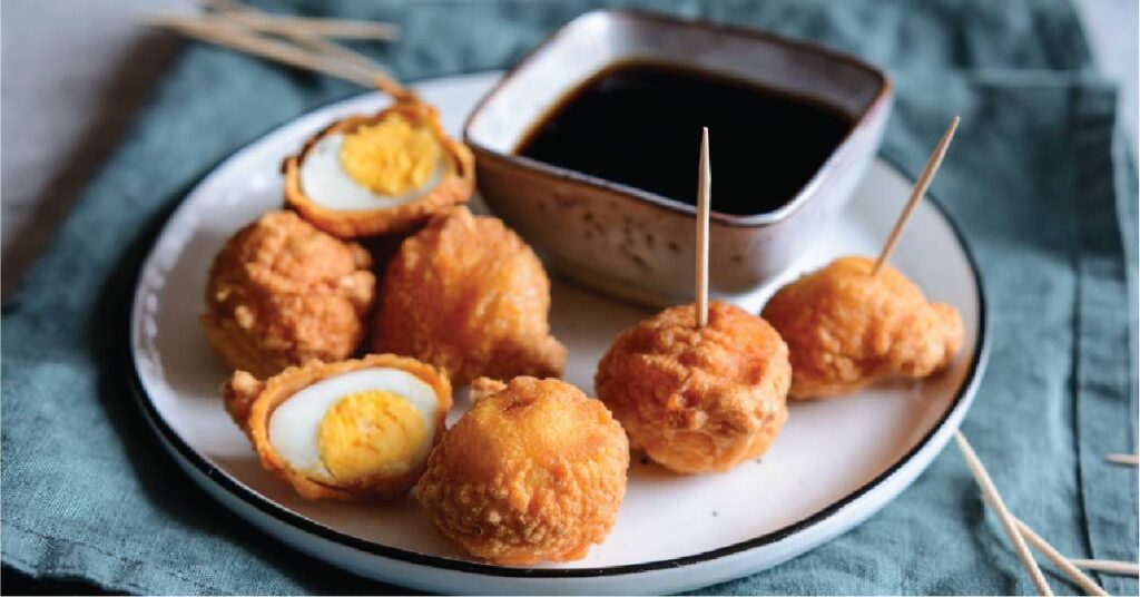 Kwek-kwek with sauce